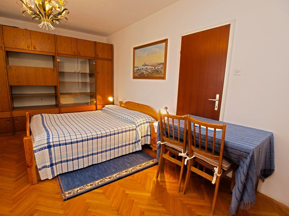Rooms Milan 1370 Rovinj Kültér fotó